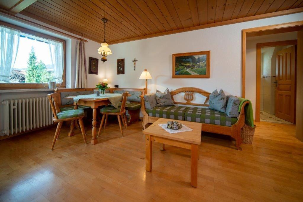 Haus Rosenbaechle Lägenhet Bad Hindelang Exteriör bild
